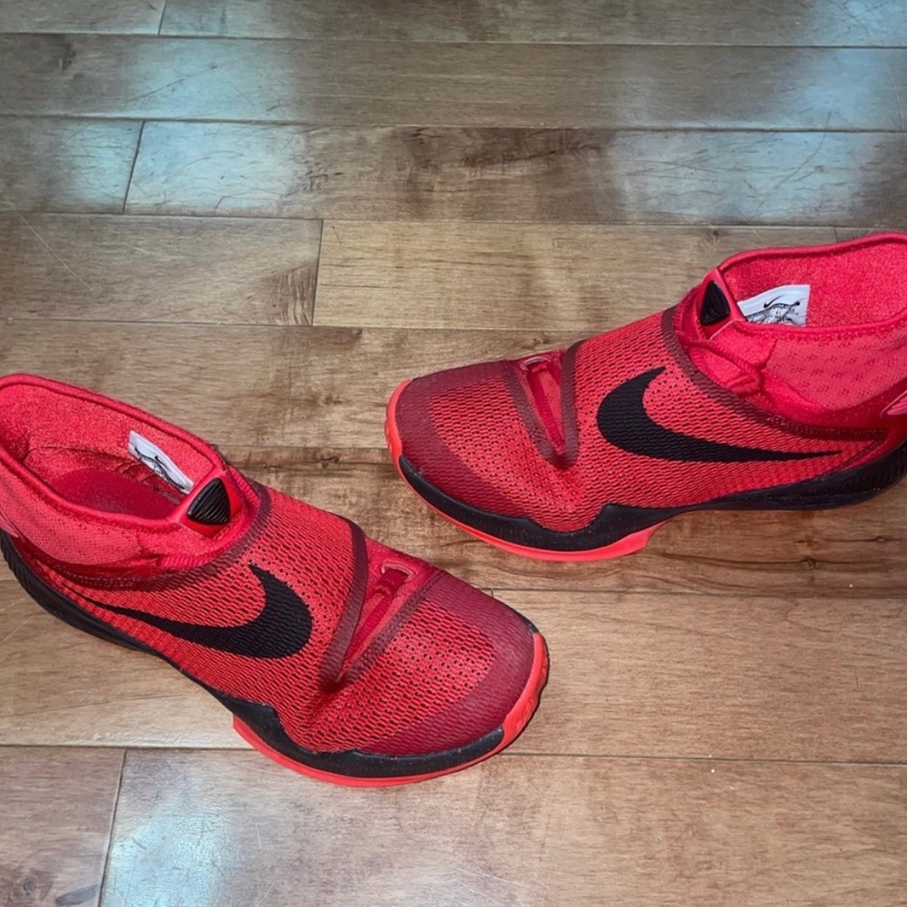 ❤️🖤 Nike Mens Zoom Hyperrev 820224-660 Red Sneakers Size 8
